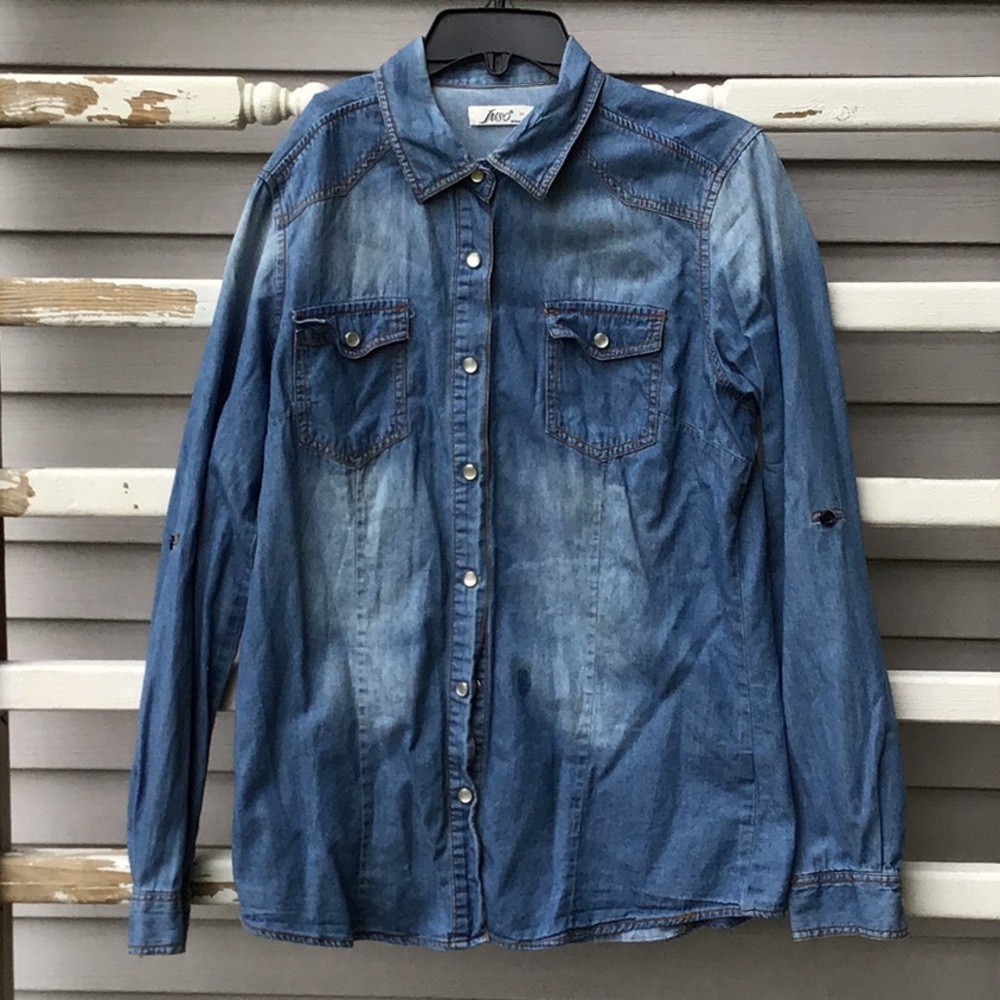 Denim, jean blouse.